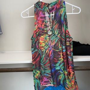 Fun tropical sleeveless top size medium